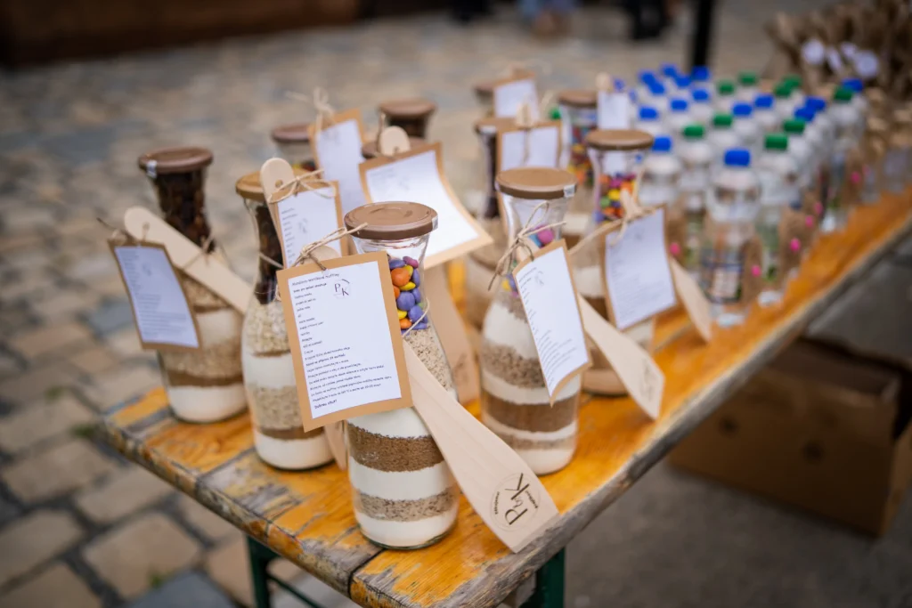 Dárek pro hosty na svatbě - originální jedlý dárek 