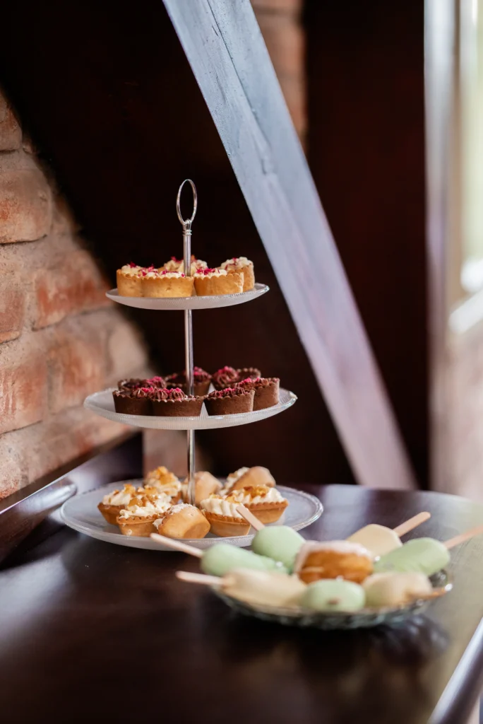 Svatební dekorace do sladkého baru