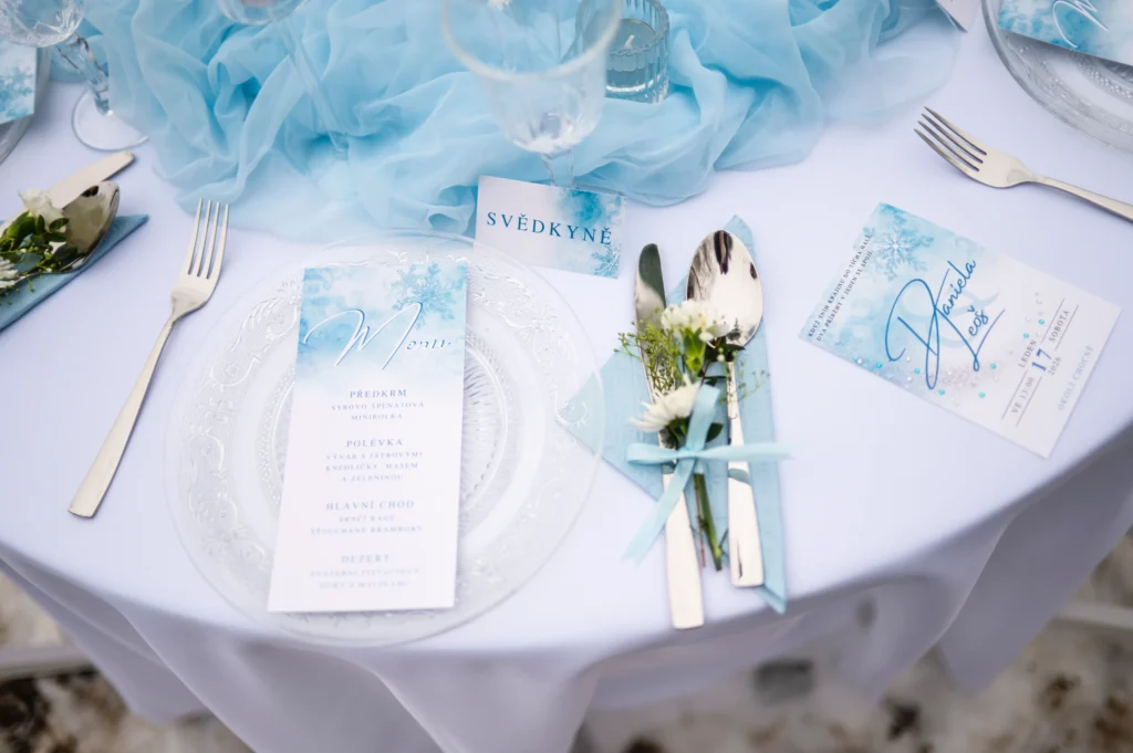 dekorace na svatební stůl