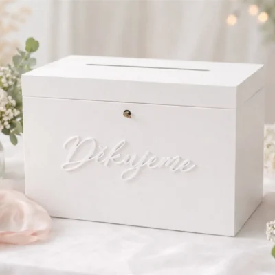 Bílá truhla na dary a přání