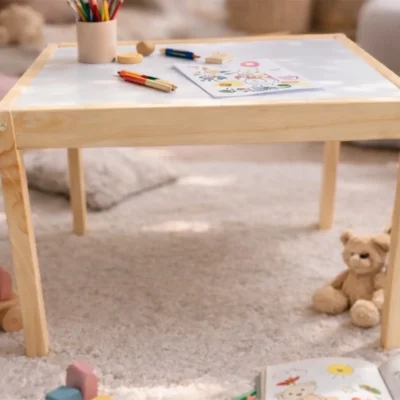 Stoleček do dětského koutku, stolek do relax koutku
