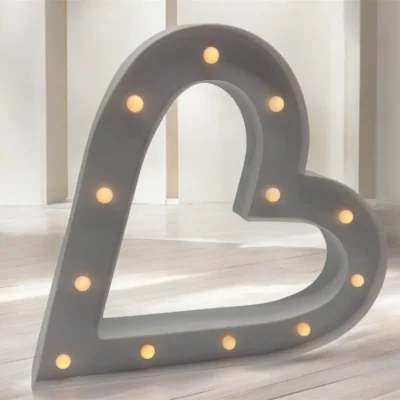 světelné dekorace na svatbu, oslavu